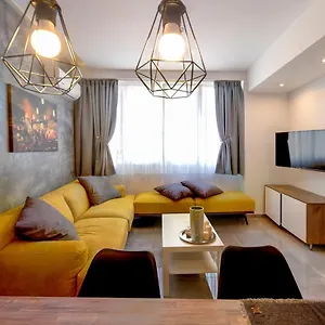 J Villara's Luxury Apartment